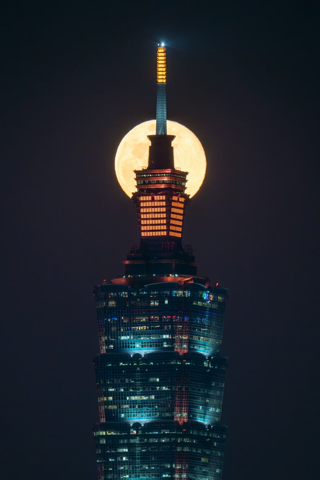 8月中国非制造业整体保持平稳运行
